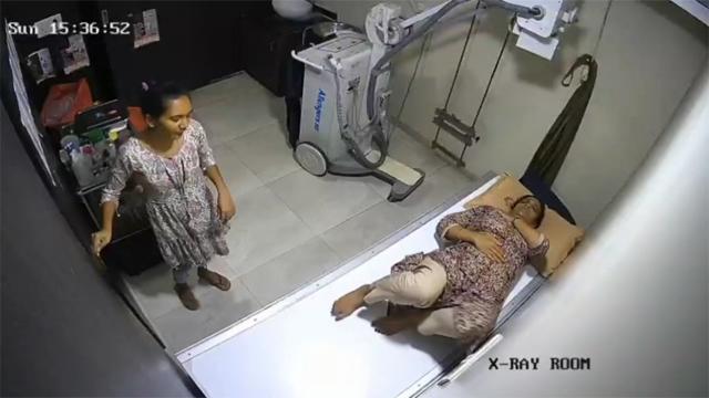 Nurse On Her Sexy Ass Viraled CCTV Cam Video - Auntymaza