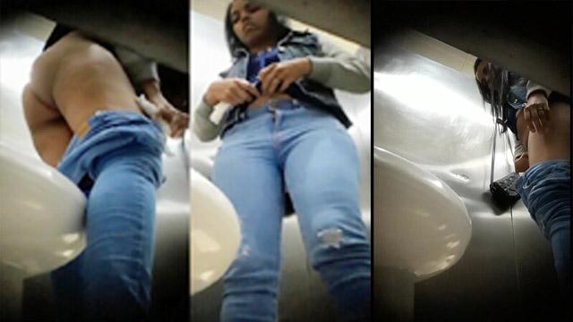 Young Marathi Girl Restroom Cam Peeing Nude Clip - Auntymaza