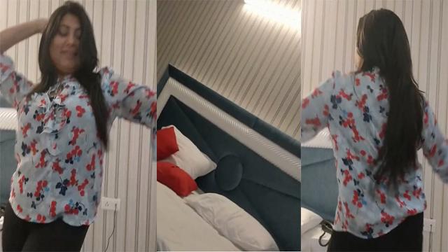 Horny Aunty Does Dirty Dance Then Sucks Viral - Auntymaza