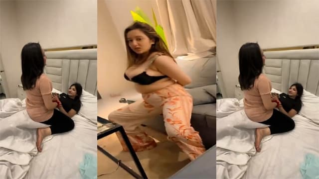Desi Two Tiktoker Lesbian Nude Viral - Auntymaza