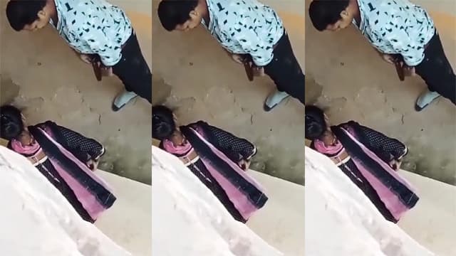 Uncle Chudai Young Girl Behind Bus Stop Highway Viral - Auntymaza