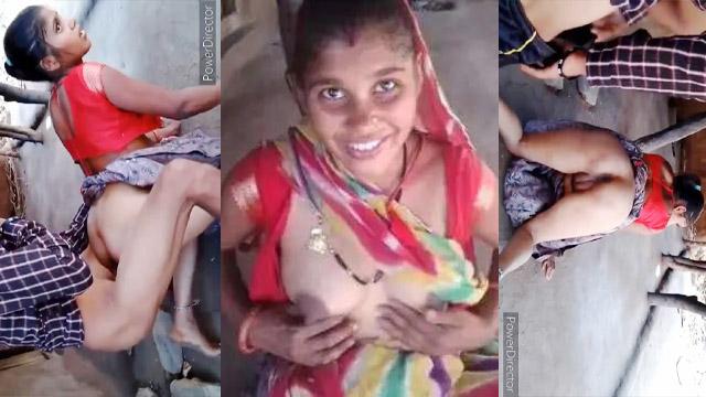 Horny Village Bhabhi Outdoor Sex With Dudhwala - Auntymaza