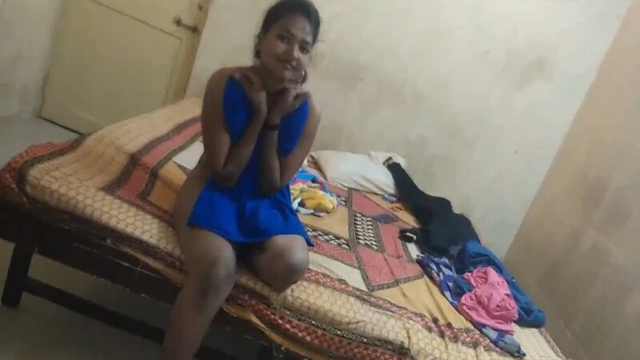 Mallu College Girl Fucked – with her boyfriend - Auntymaza