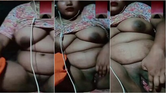 Bigboob Horny Bhabi Fingering Videos - Auntymaza