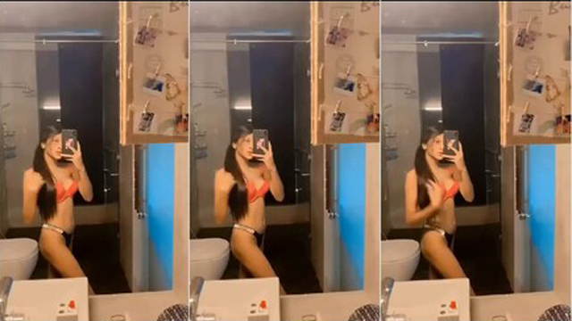 Beautiful Sexy Slim Indian GF Showing Update - Auntymaza